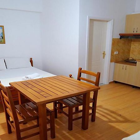 Alex & Sofi Hotel Himara Zewnętrze zdjęcie