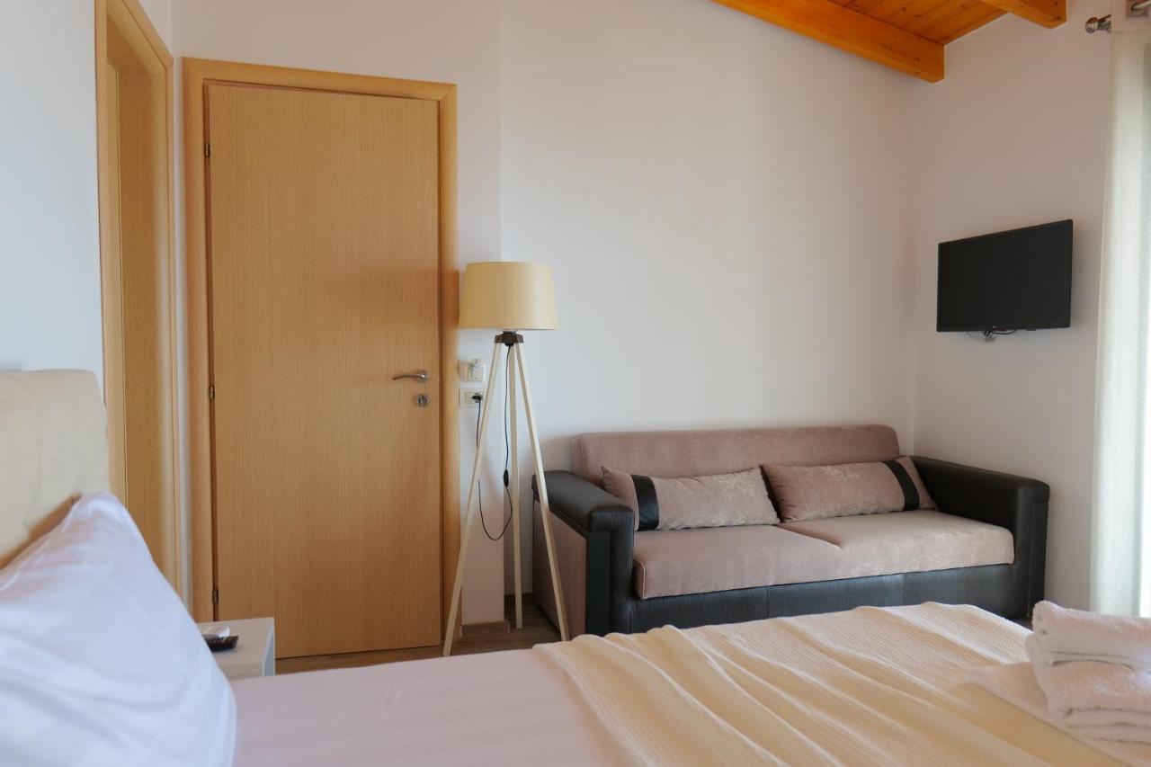 Alex & Sofi Hotel Himara Zewnętrze zdjęcie