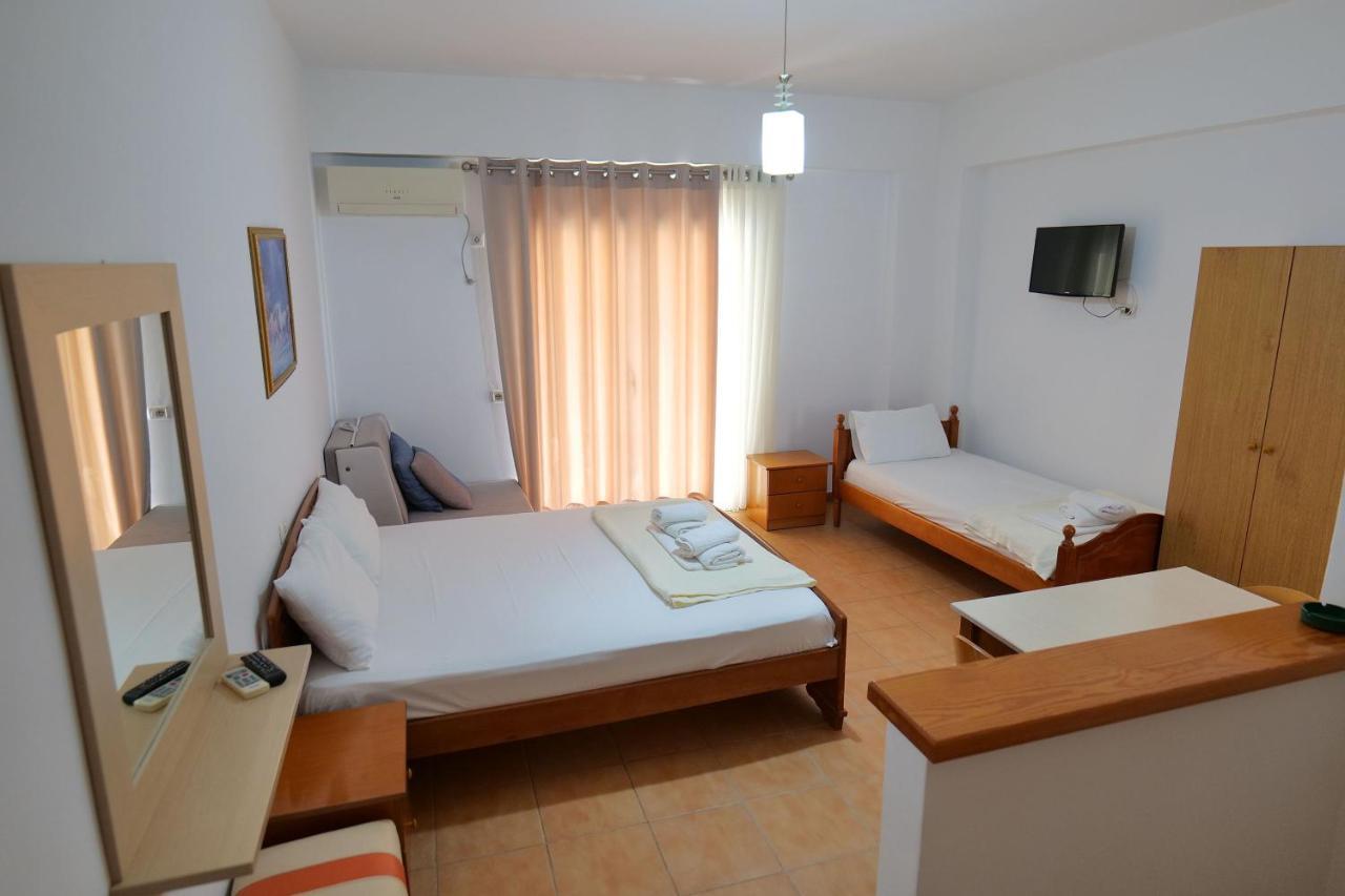 Alex & Sofi Hotel Himara Zewnętrze zdjęcie