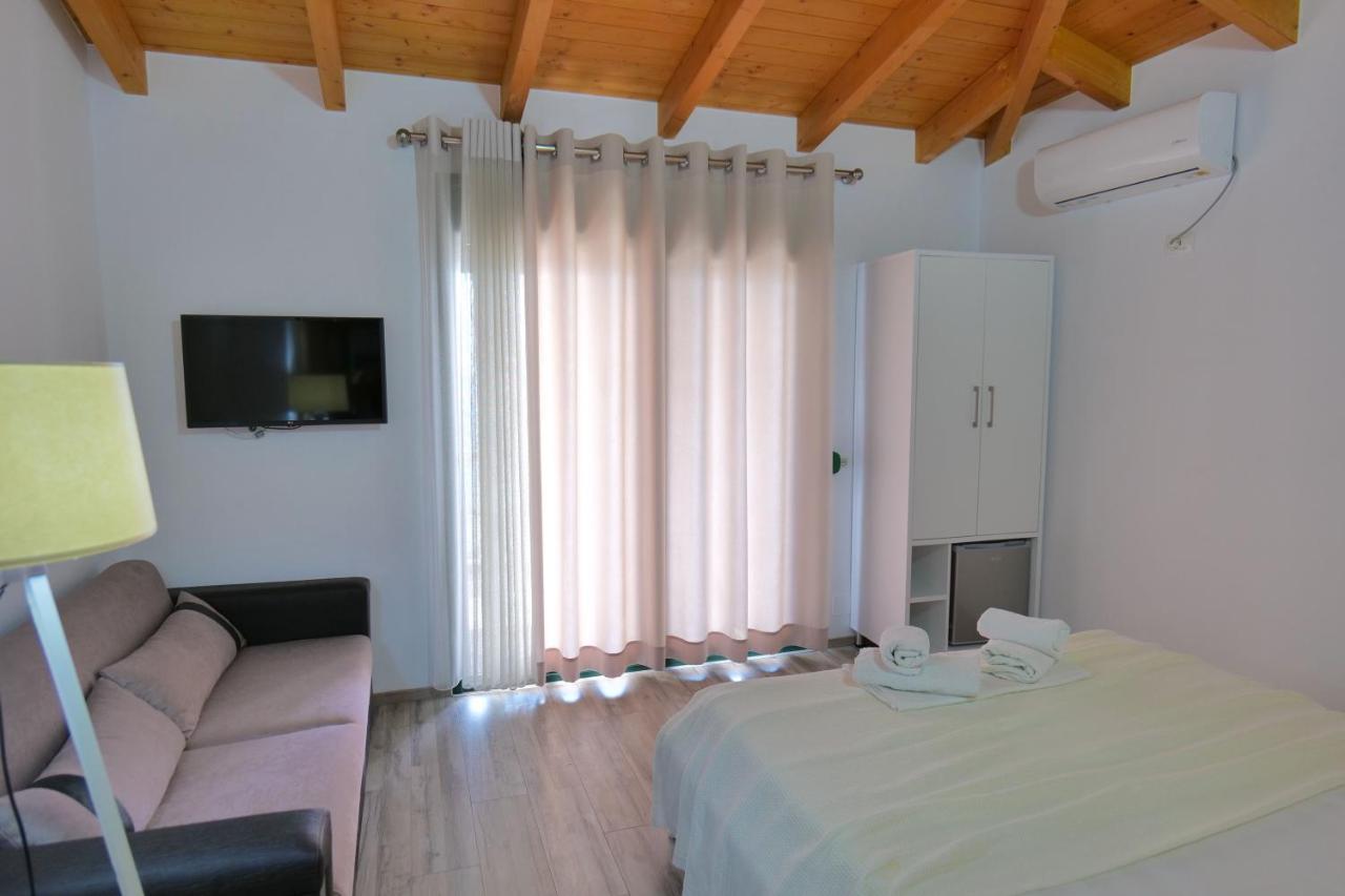 Alex & Sofi Hotel Himara Zewnętrze zdjęcie