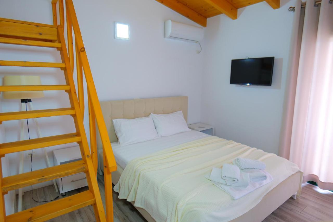 Alex & Sofi Hotel Himara Zewnętrze zdjęcie